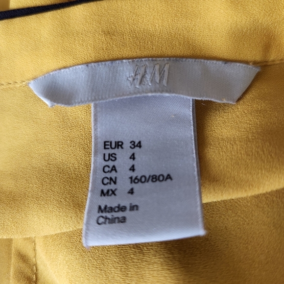 H&M Pullover Shell Top 4 - Picture 8 of 12